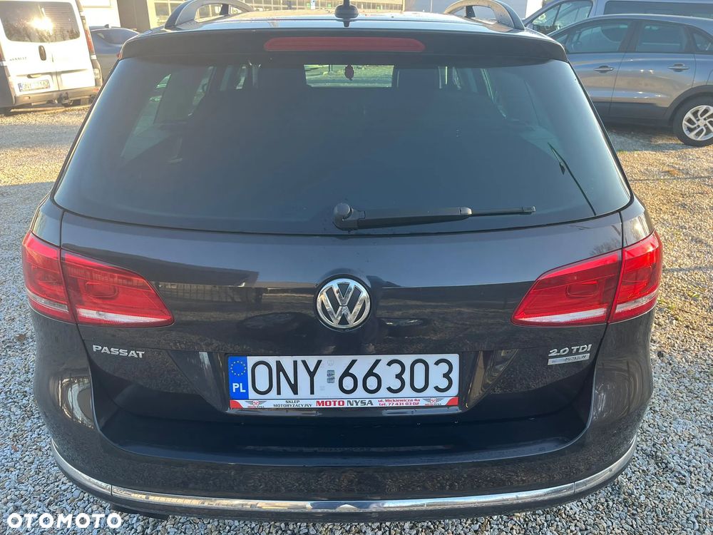 Volkswagen Passat 2.0 TDI BlueMotion Technology Comfortline - 4