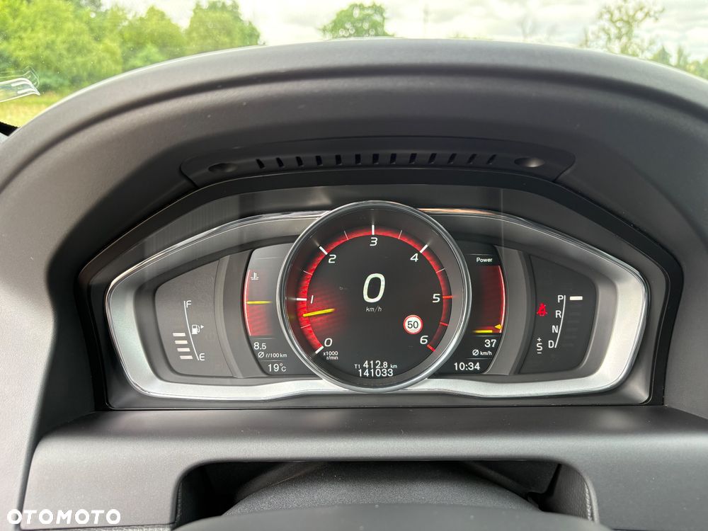 Volvo XC 60 D5 AWD Summum - 9
