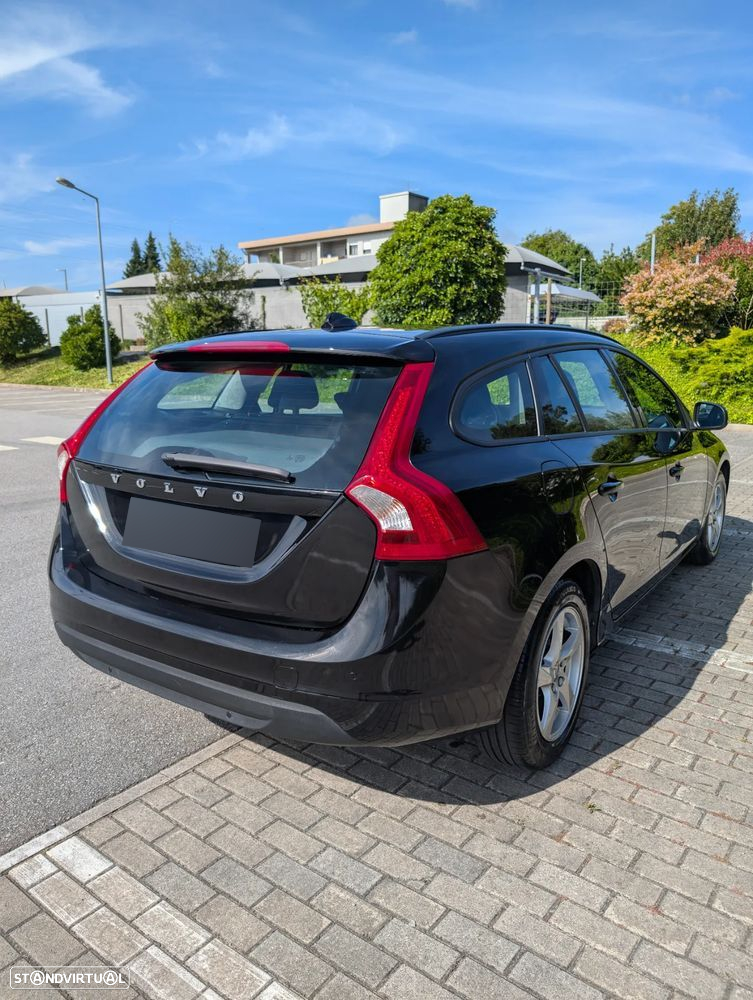 Volvo V60 D2 - 3
