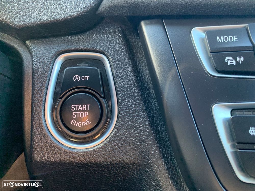 BMW 320 d Pack M - 37