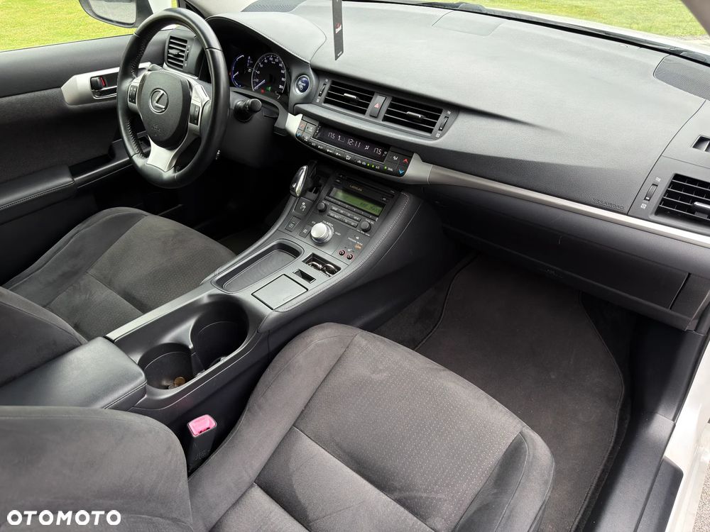 Lexus CT 200h Comfort - 27