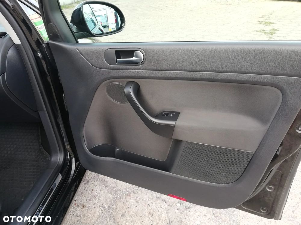 Volkswagen Golf Plus 1.6 TDI DPF BlueMotion Technology DSG Life - 13
