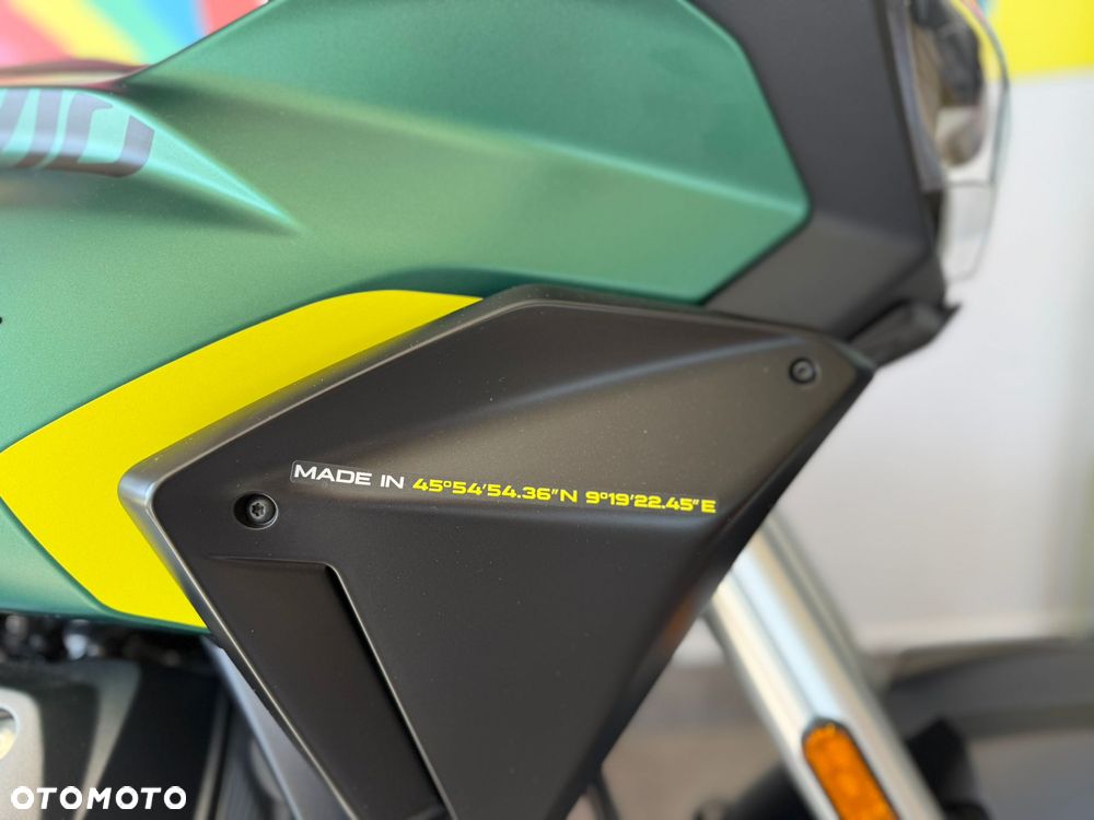 Moto Guzzi Stelvio - 10