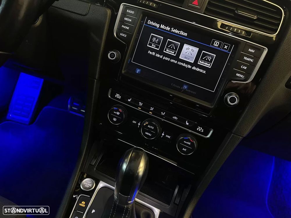 VW Golf 2.0 TSI R DSG - 19