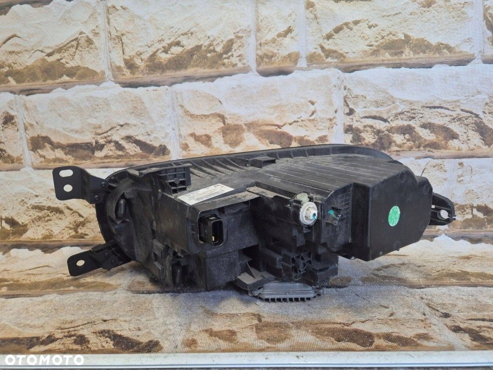 Reflektor prawa Citroen C5 Aircross 9816925280 full led - 11