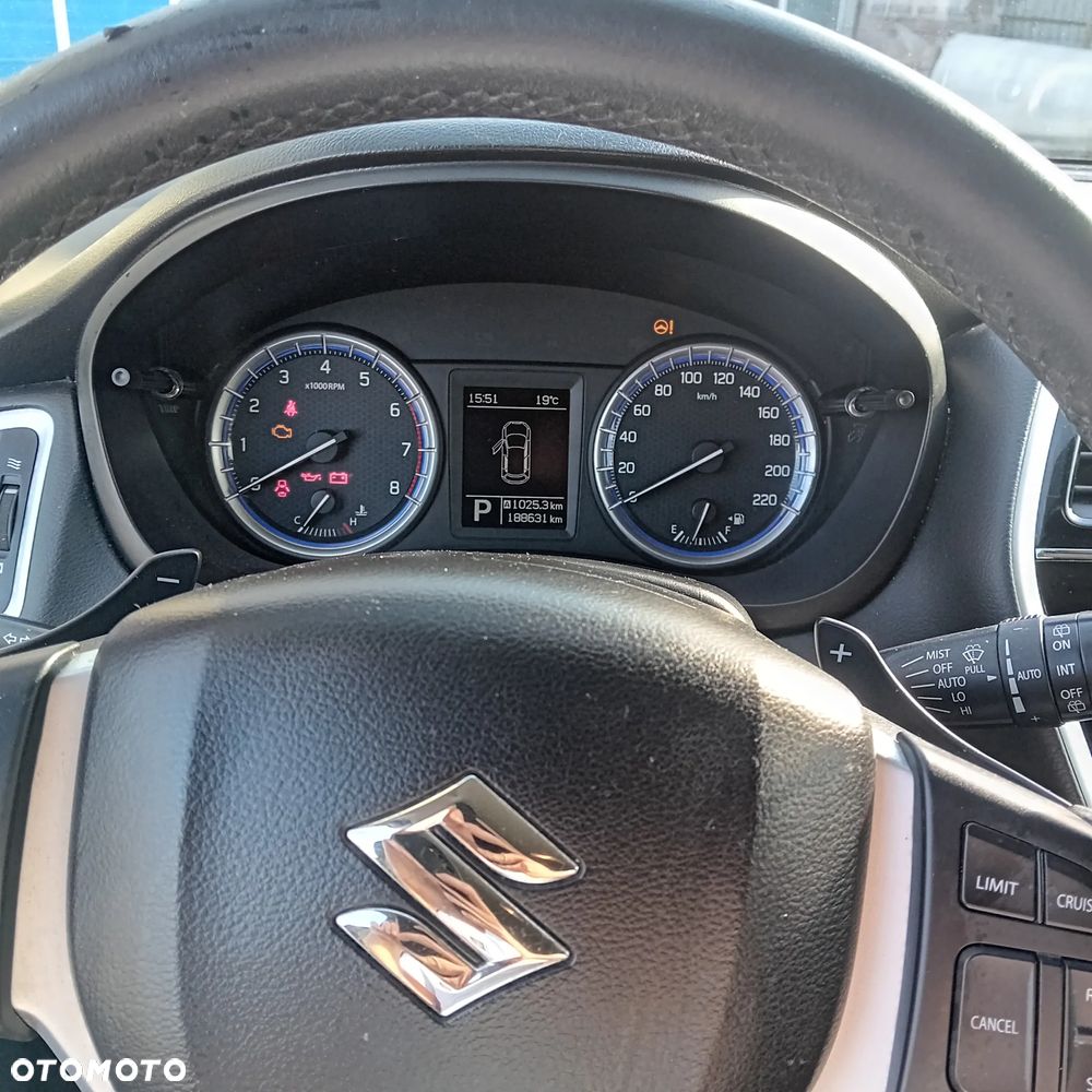 Suzuki SX4 S-Cross - 10