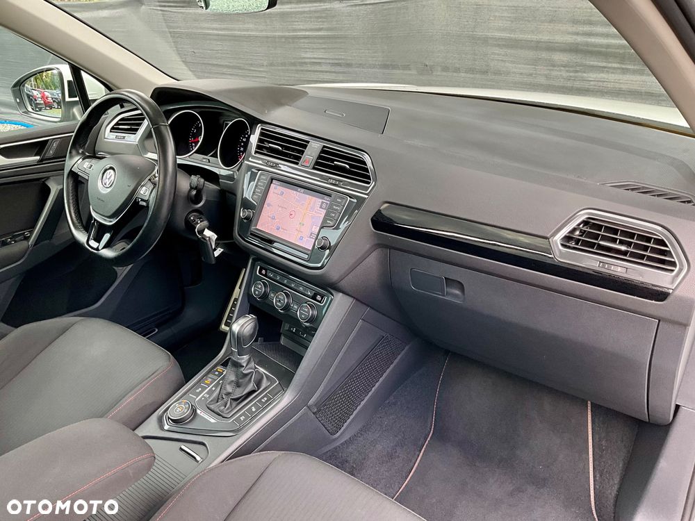 Volkswagen Tiguan 2,0 TSI OPF 4Motion DSG R-Line - 32