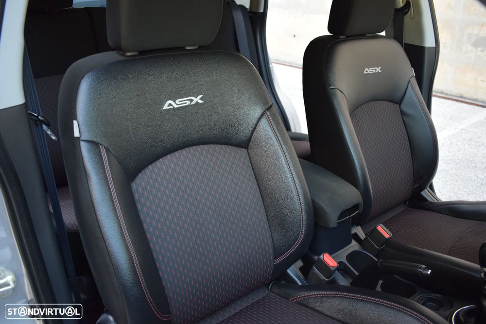 Mitsubishi ASX 1.6 DI-D Intense Black Edition - 23