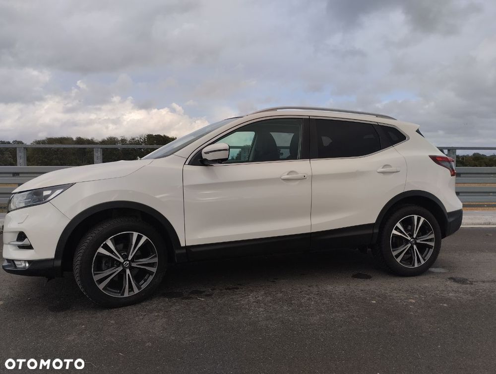 Nissan Qashqai 1.2 DIG-T 360 - 2