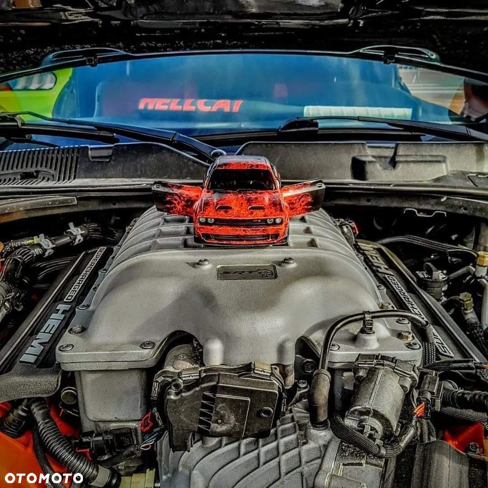 Dodge Challenger - 7
