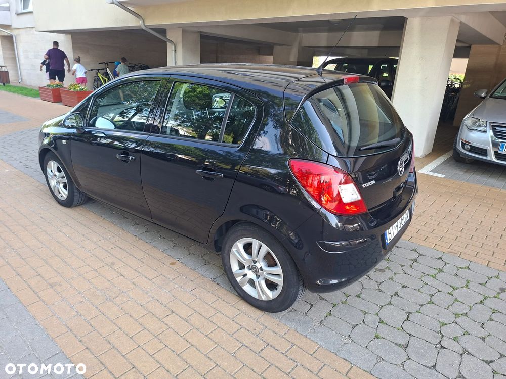 Opel Corsa 1.4 16V Edition - 14