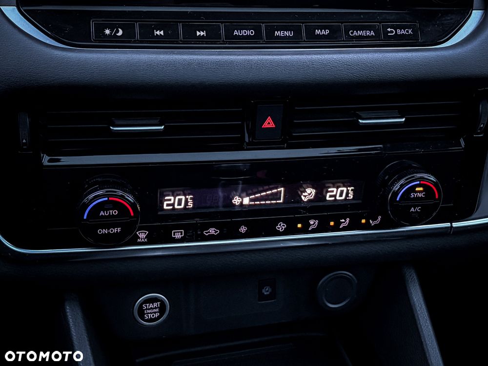 Nissan Qashqai 1.3 DIG-T MHEV Tekna - 32