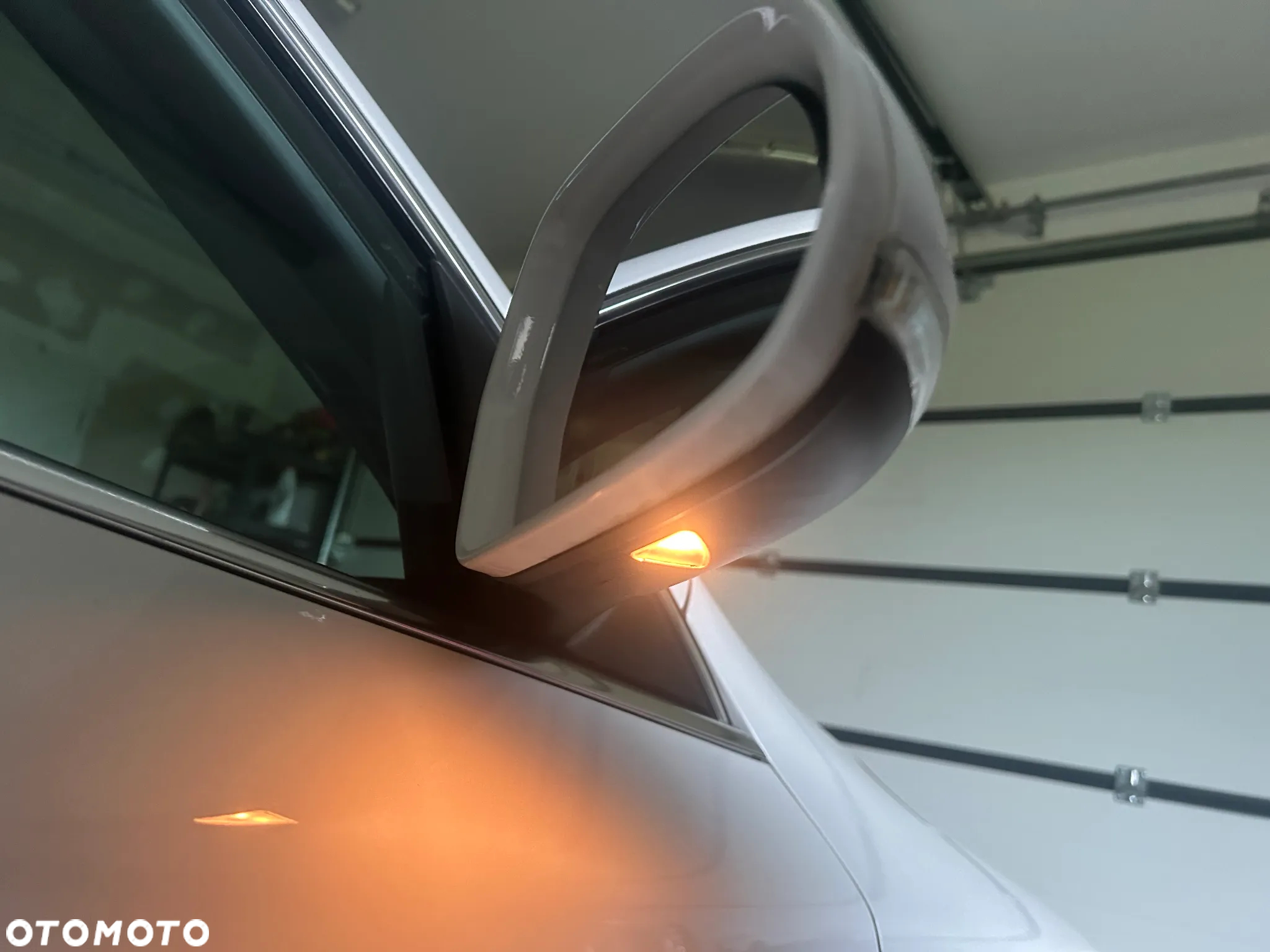Skoda Superb 2.0 TDI DSG Ambition - 34