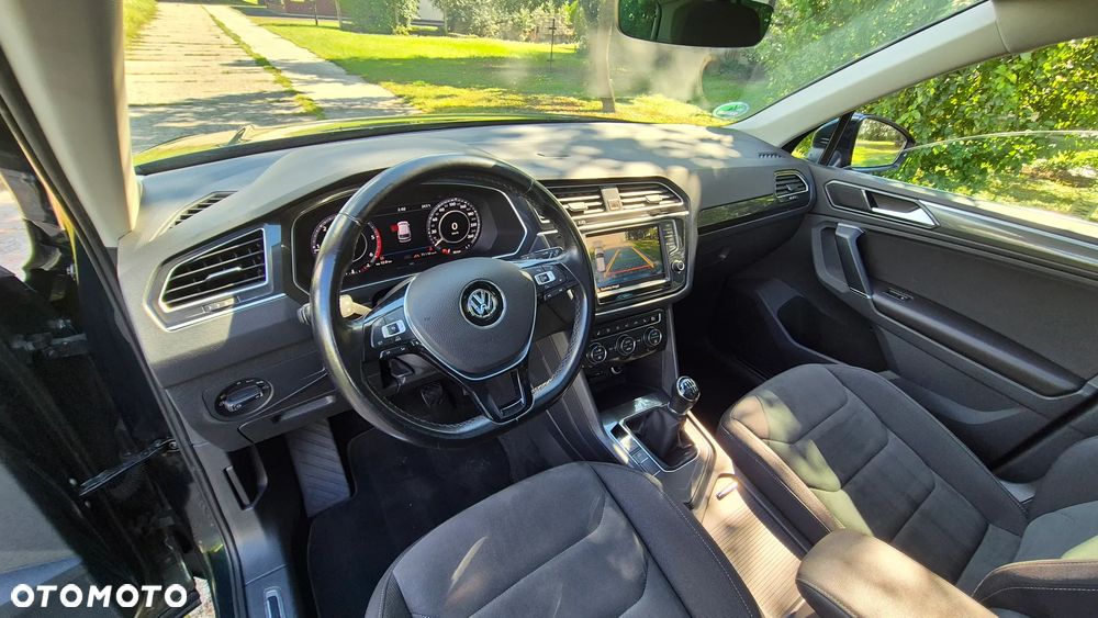 Volkswagen Tiguan 2.0 TDI SCR (BlueMotion Technology) Highline - 27