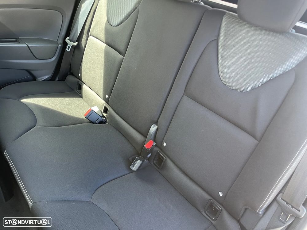 Renault Clio Sport Tourer Energy dCi 90 Start & Stop Dynamique - 13