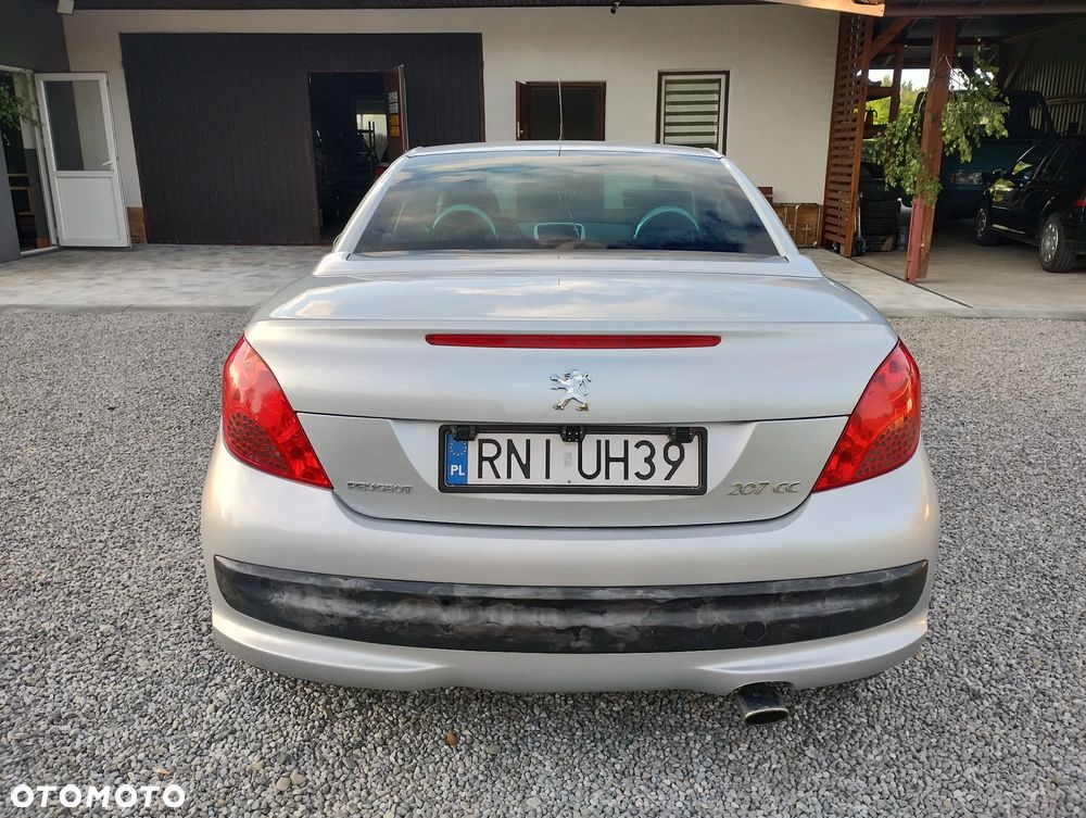 Peugeot 207 CC - 11