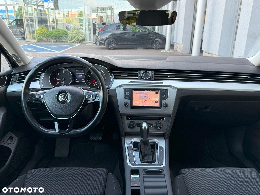 Volkswagen Passat 2.0 TDI BMT Comfortline DSG - 10
