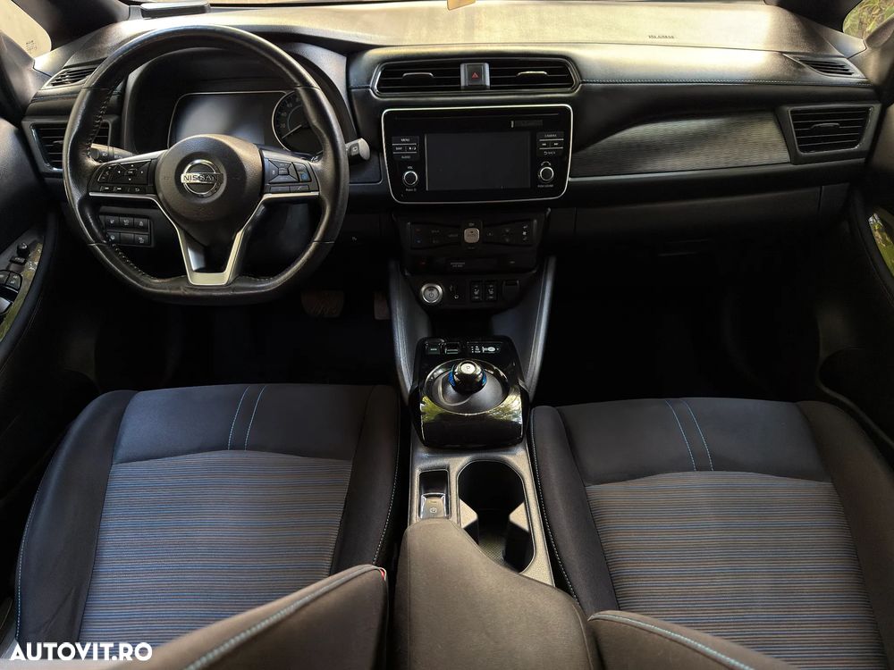 Nissan LEAF N-Connecta - 14