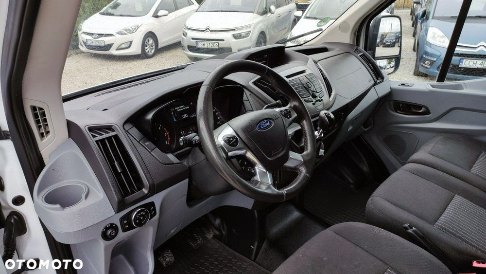 Ford Transit - 28