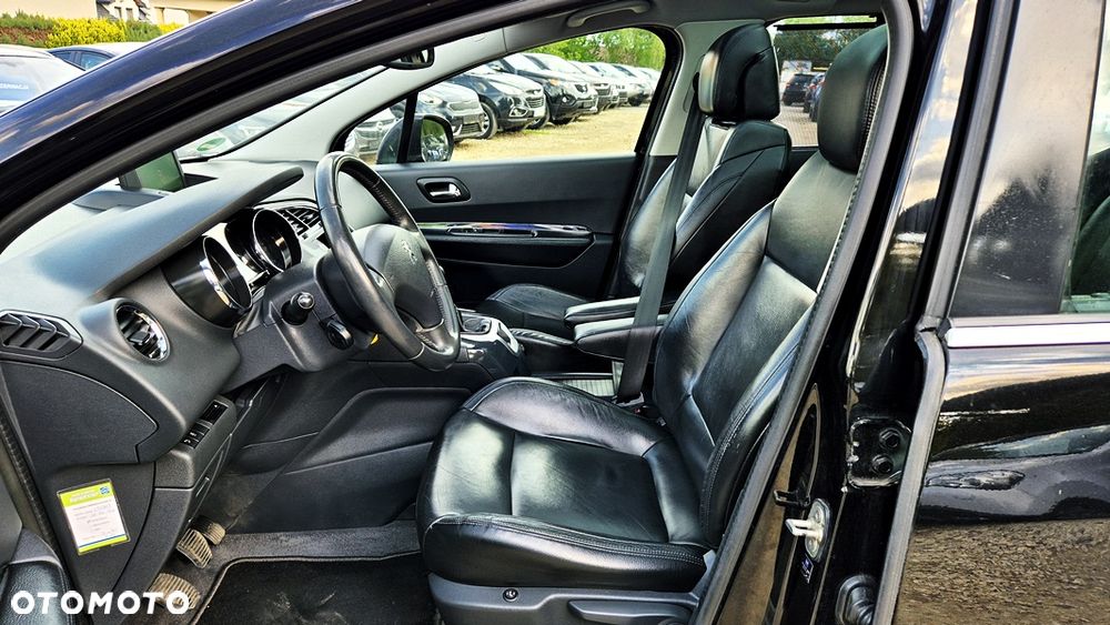 Peugeot 5008 1.6 Premium - 26