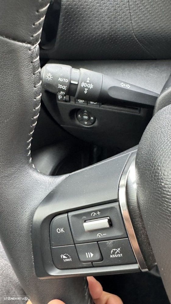 Citroën e-C4 50 kWh Autonomia Conforto Plus - 22