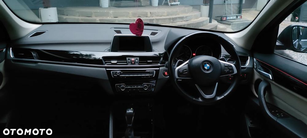 BMW X1 xDrive20d - 13