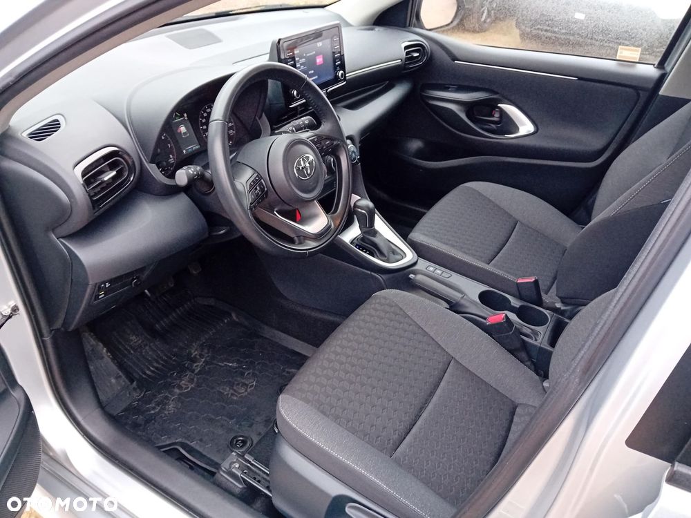 Toyota Yaris 1.5 Comfort CVT - 9