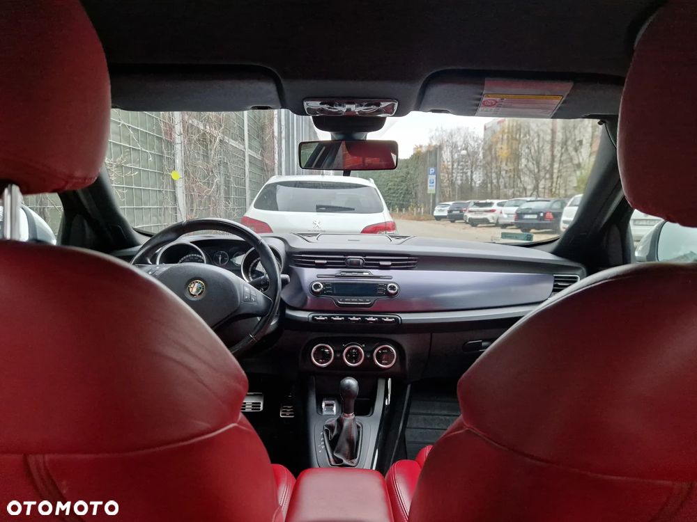 Alfa Romeo Giulietta 1.4 TB MultiAir Distinctive TCT - 11