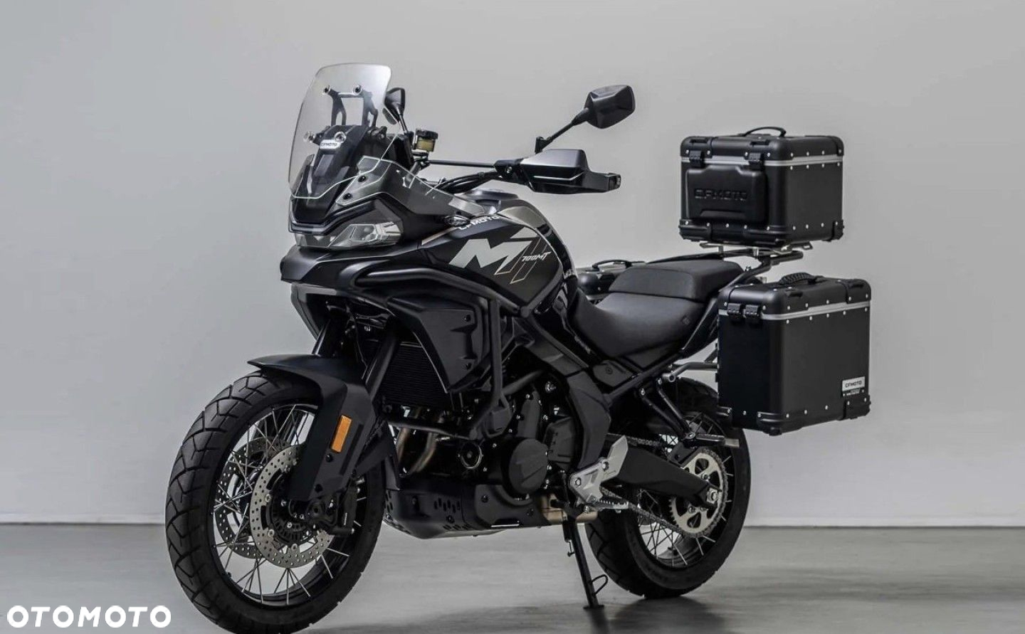 CFMoto MT - 2