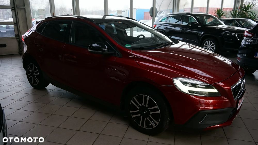 Volvo V40 Cross Country D3 Drive-E SCR Momentum - 12