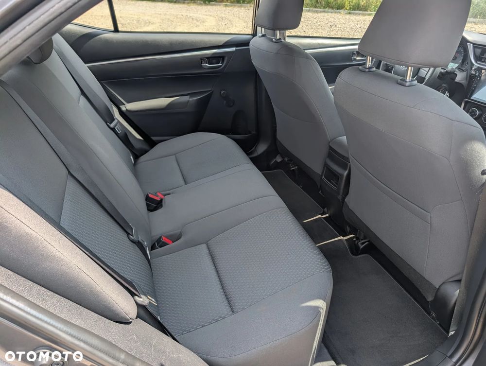 Toyota Corolla 1.6 Premium - 29