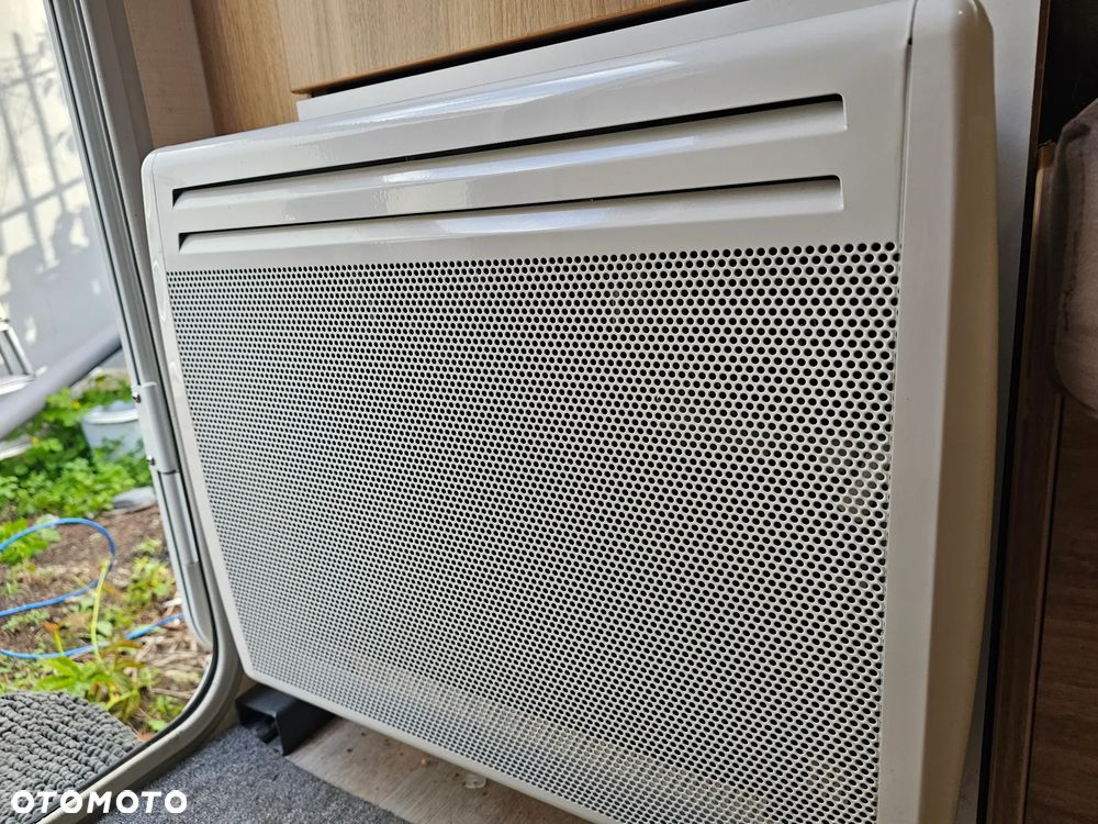 Caravelair WŁĄCZ FILMIK. DMC 1100. ŁÓŻKO MAŁŻEŃSKIE, SYPIALNIO JADALNIA. ŁAZIENKA. PIĘKNA. - 31