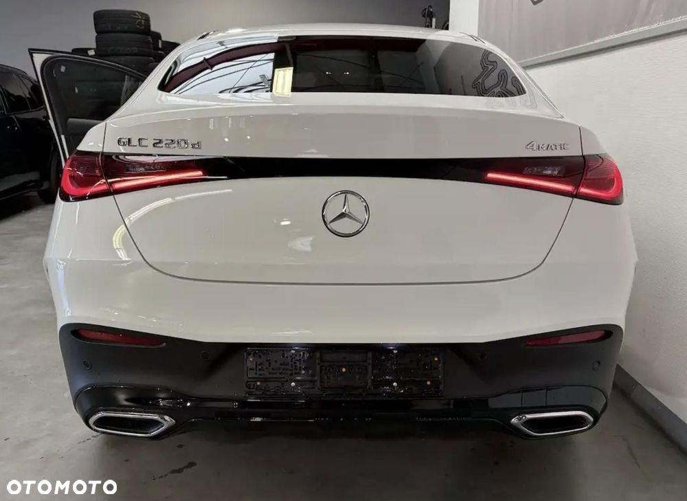 Mercedes-Benz GLC - 4