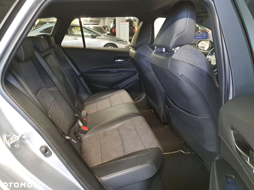 Toyota Corolla 1.8 Hybrid Style - 13