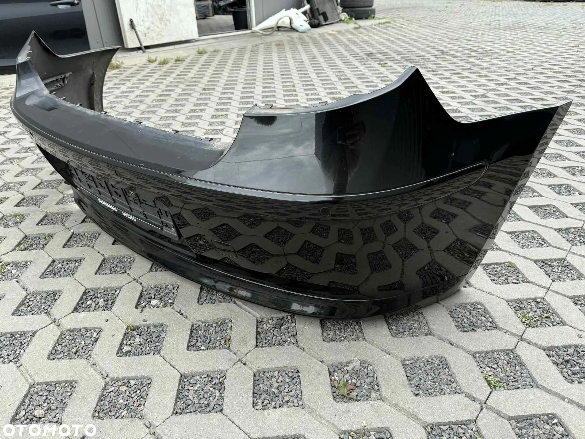 BMW 1 E87 Lift Zderzak tył tylny 4xPDC kompletny black sapphire 475 - 8