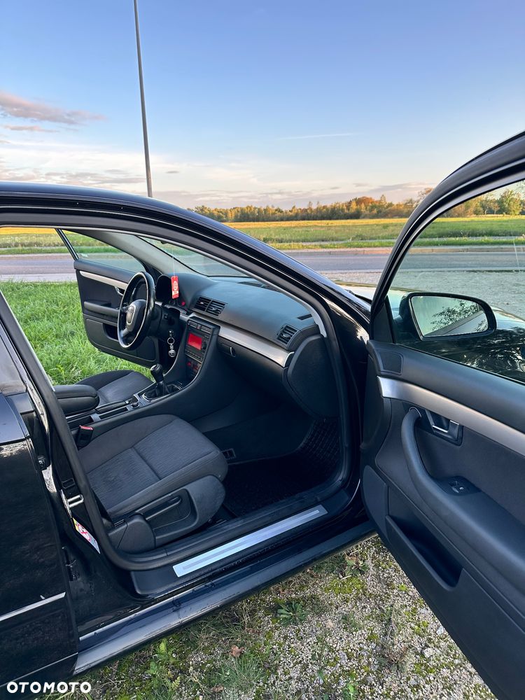 Audi A4 Limousine - 27