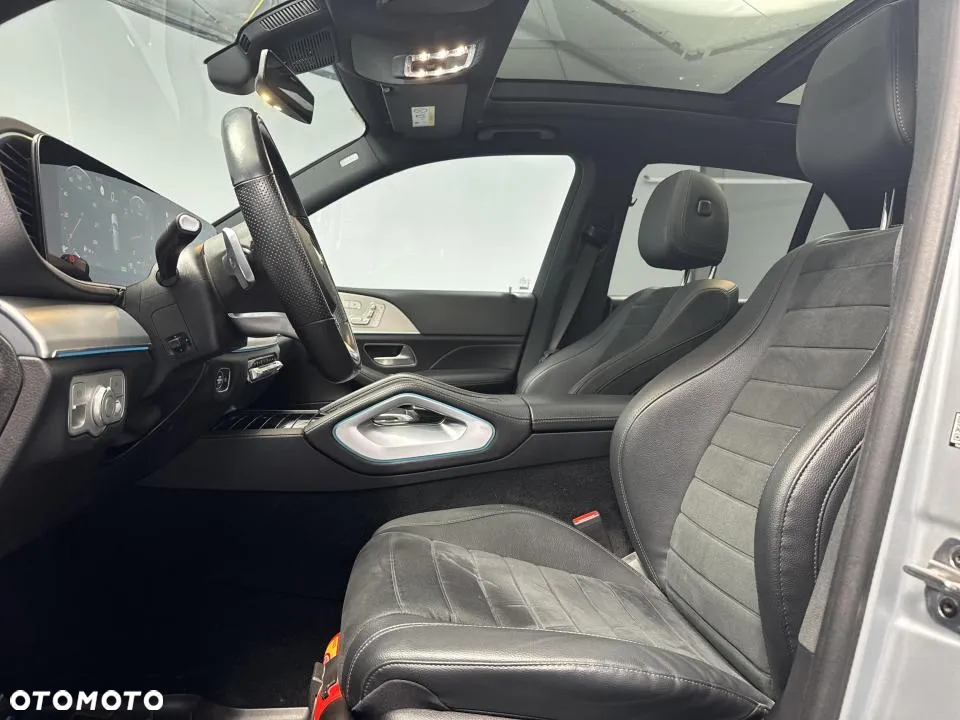 Mercedes-Benz GLE 300 d 4-Matic - 12
