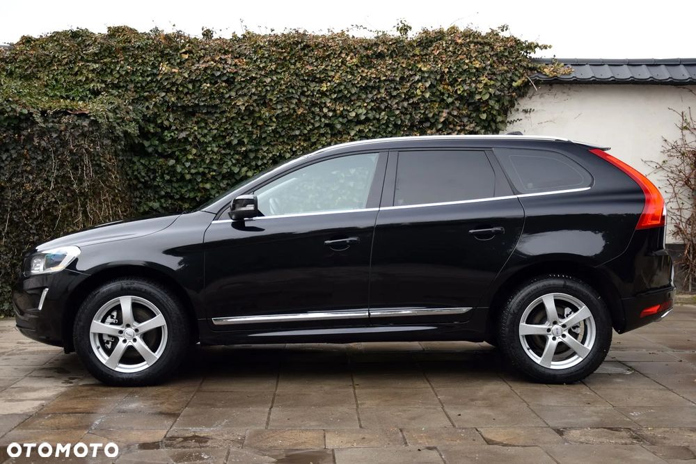 Volvo XC 60 D4 AWD Summum - 4