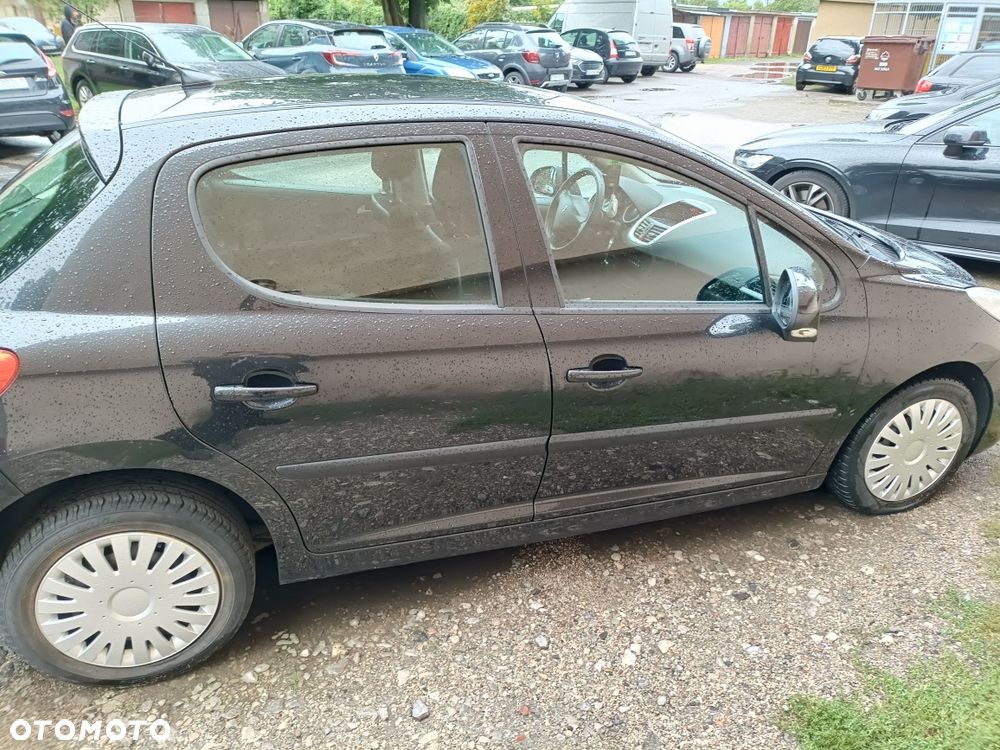 Peugeot 207 - 4