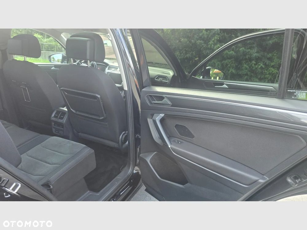 Volkswagen Tiguan - 16