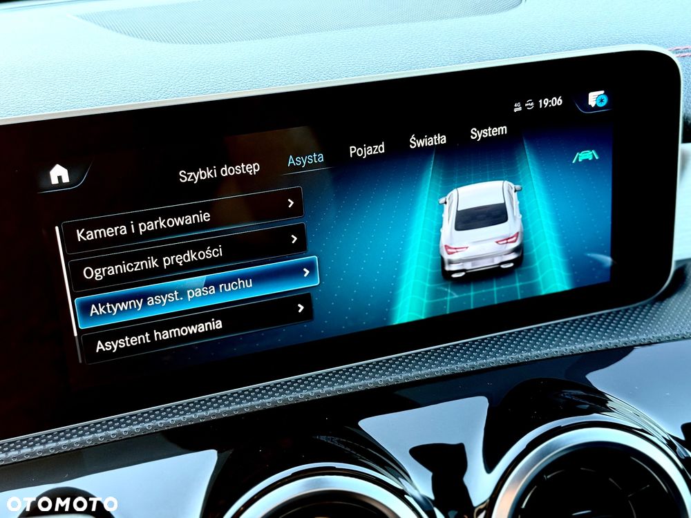 Mercedes-Benz CLA 180 d 7G-DCT AMG Line - 38