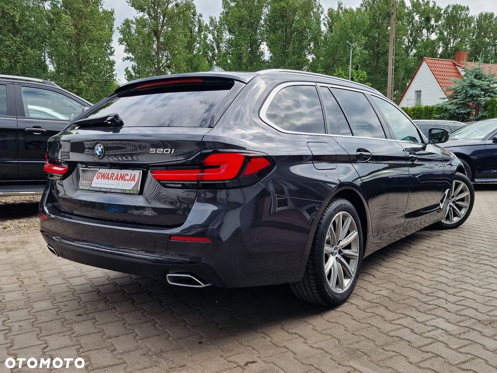 BMW Seria 5 520i mHEV Luxury Line sport - 3