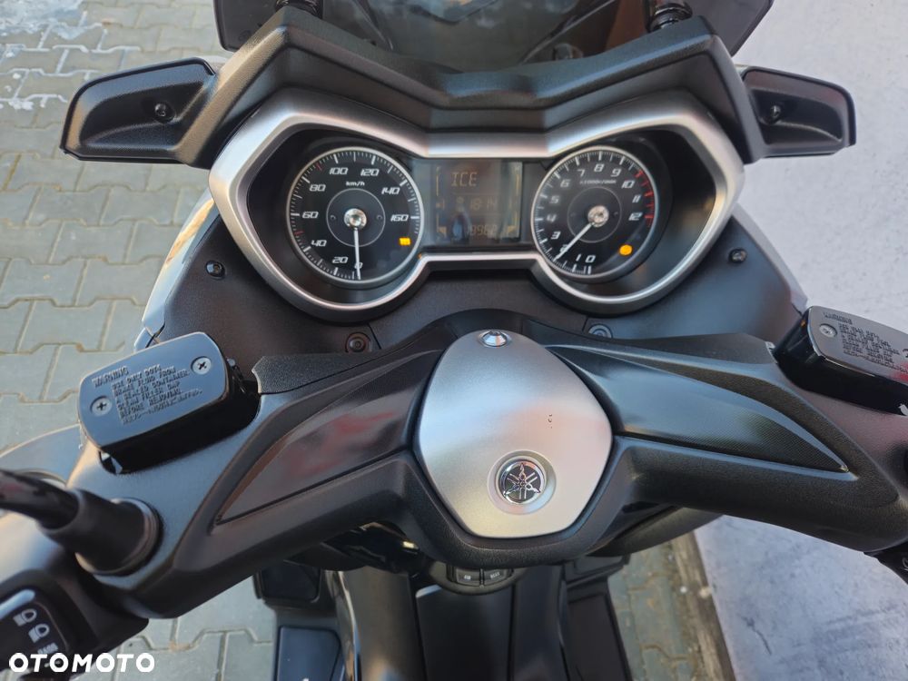 Yamaha X-max - 6