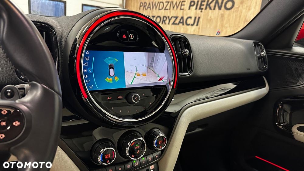 MINI John Cooper Works ALL4 sport - 11