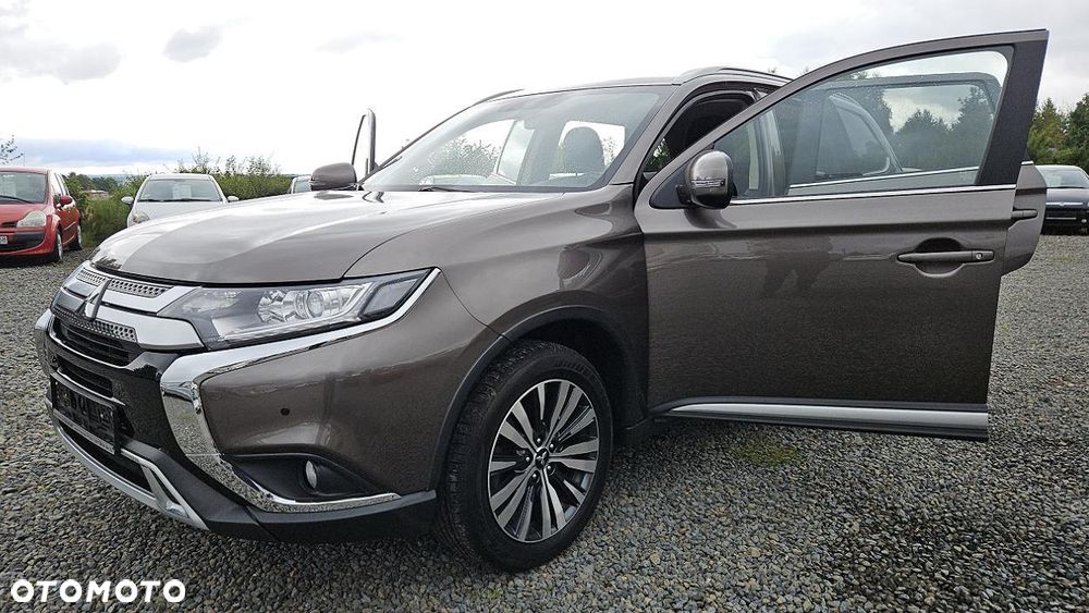 Mitsubishi Outlander 2.0 2WD CVT Spirit - 8