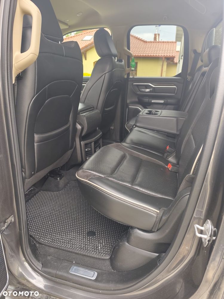RAM 1500 5.7 Quad Cab Laramie - 12