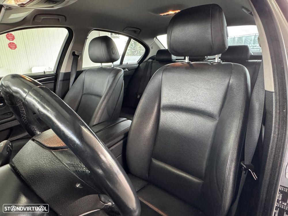 BMW 520 d Auto - 22