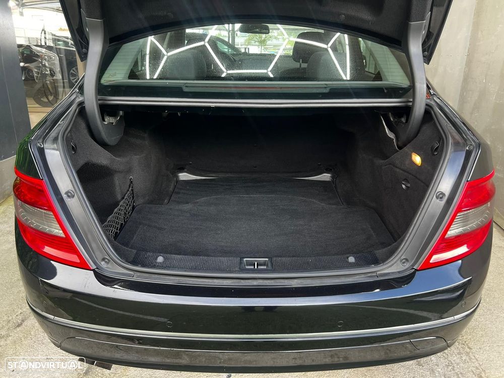 Mercedes-Benz C 180 K Elegance BlueEfficiency - 42