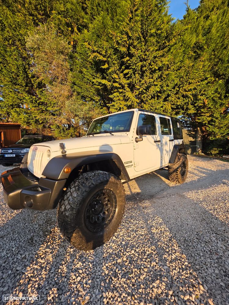 Jeep Wrangler Unlimited - 2
