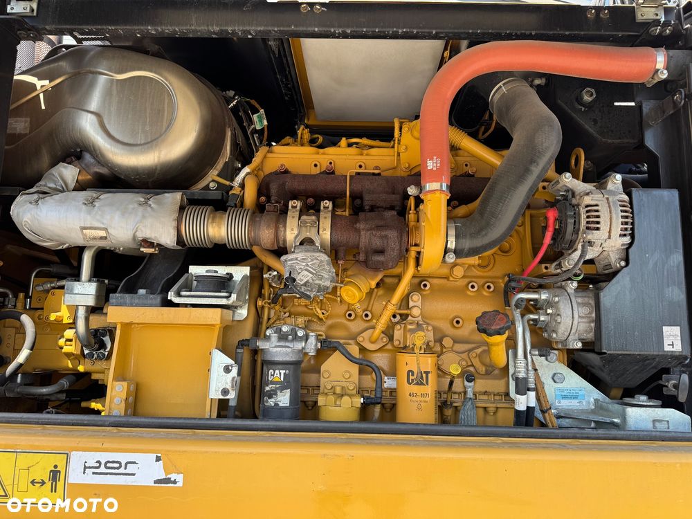 Hitachi JAPOŃSKA ZX19-6 1.9 tony Dostepna OD RĘKI na placu!! - 25